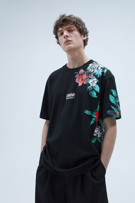 Printed Oversized T-Shirt: From Fashion Fail to Street Style Icon